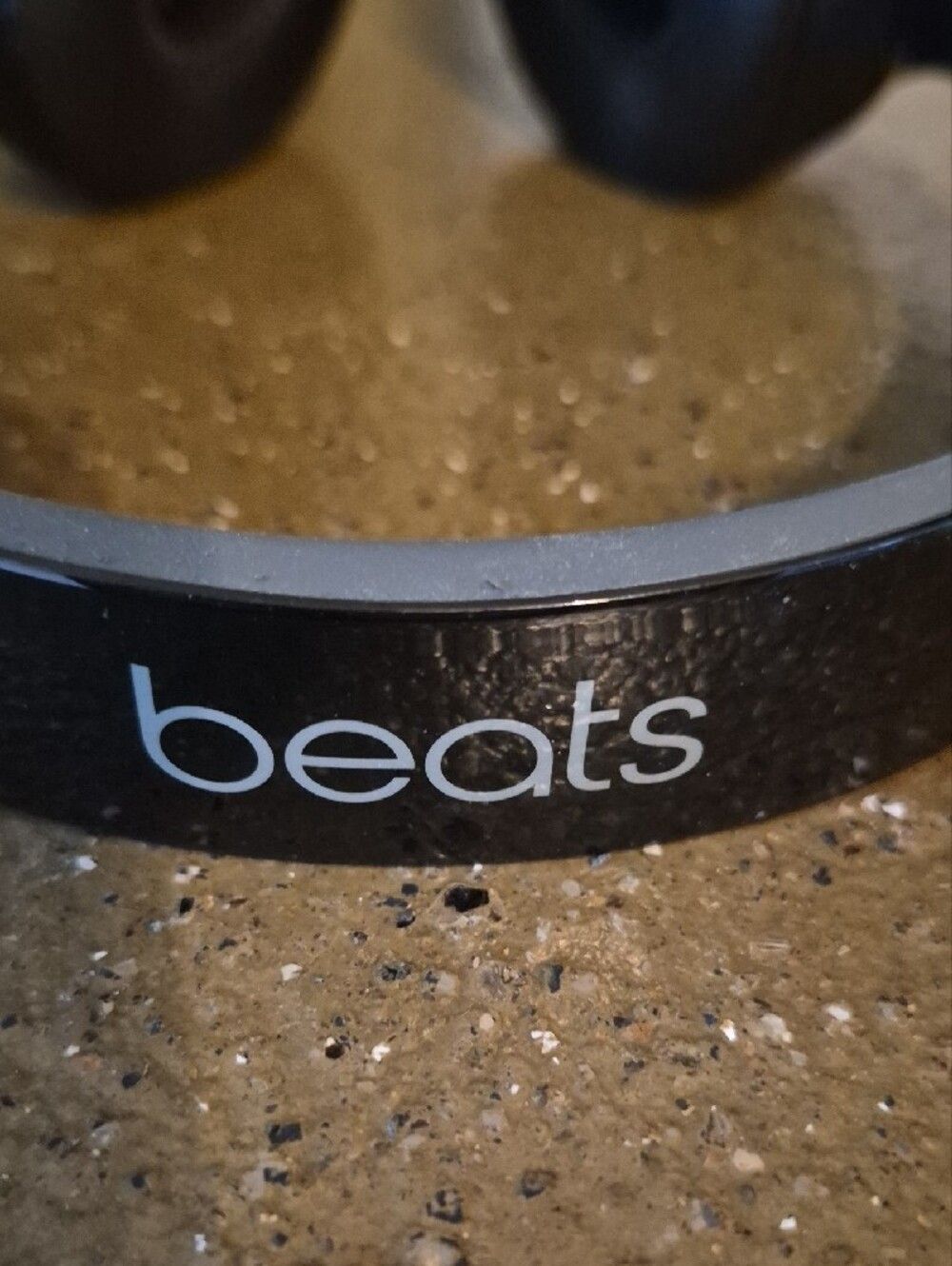 Dr Dre Beats Solo3 Wireless On-Ear Headphones - Excellent Working Condition - Picture 4 of 6